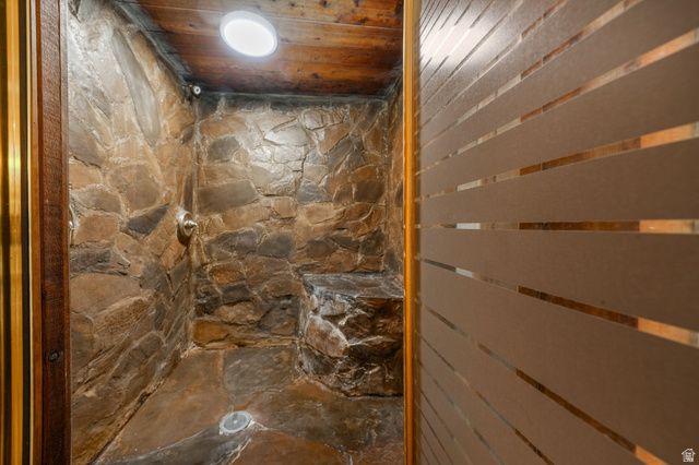 3561 S JENELLES BAY, West Valley City, UT 84119