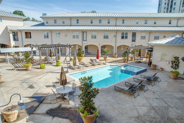 3922 Gilbert Avenue 104, Dallas, TX 75219