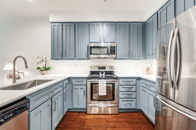 3922 Gilbert Avenue 104, Dallas, TX 75219