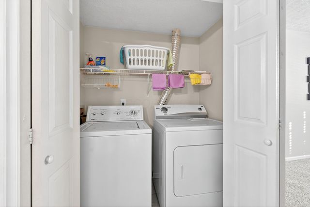 3002 Glenloch Circle, Dublin, OH 43017