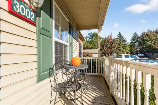 3002 Glenloch Circle, Dublin, OH 43017