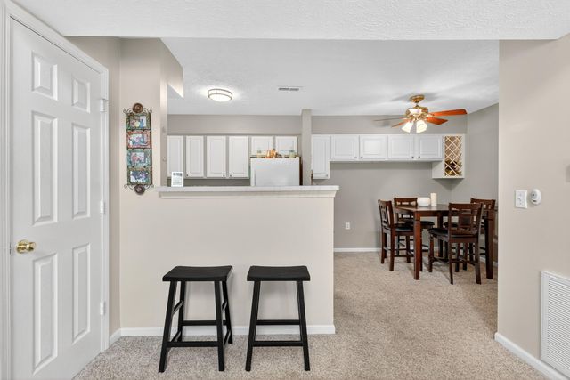 3002 Glenloch Circle, Dublin, OH 43017