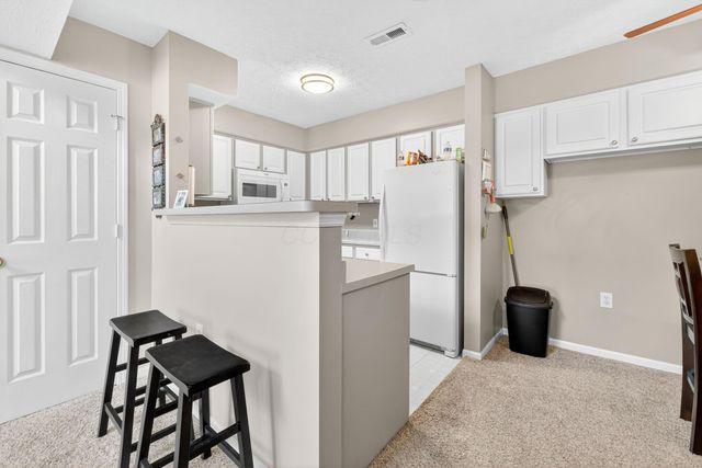 3002 Glenloch Circle, Dublin, OH 43017