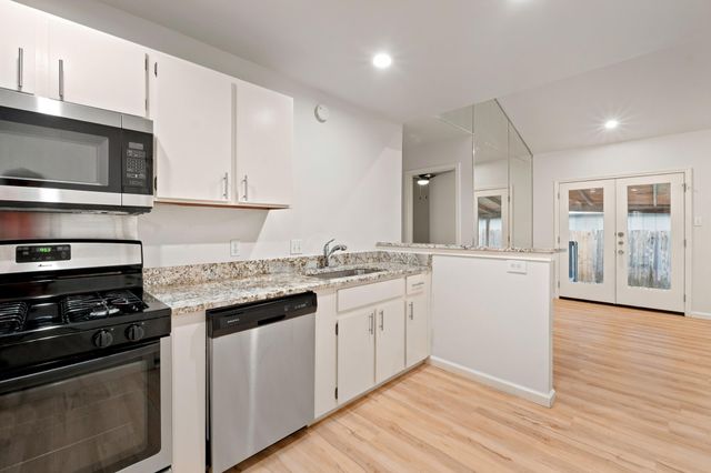 12323 Emery Oaks RD, Austin, TX 78758