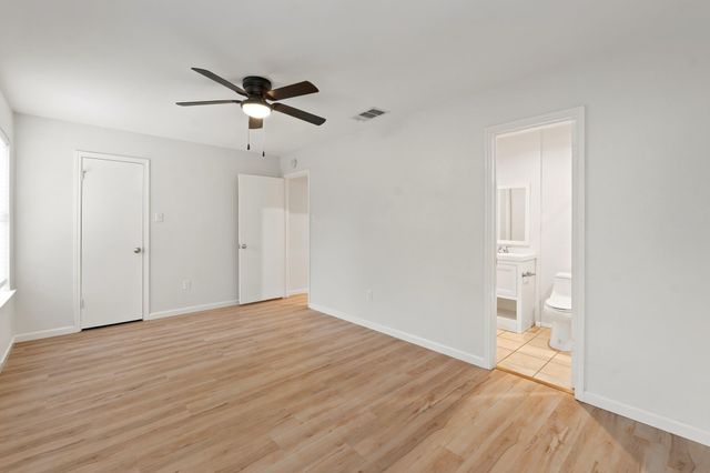 12323 Emery Oaks RD, Austin, TX 78758