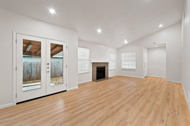 12323 Emery Oaks RD, Austin, TX 78758