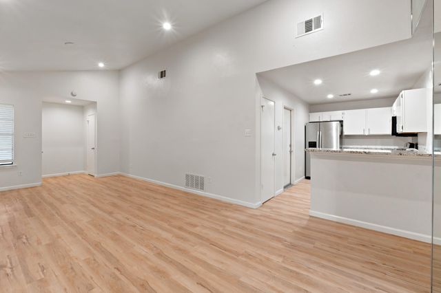 12323 Emery Oaks RD, Austin, TX 78758