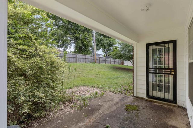 2766 FLETCHER VIEW DR, Memphis, TN 38016