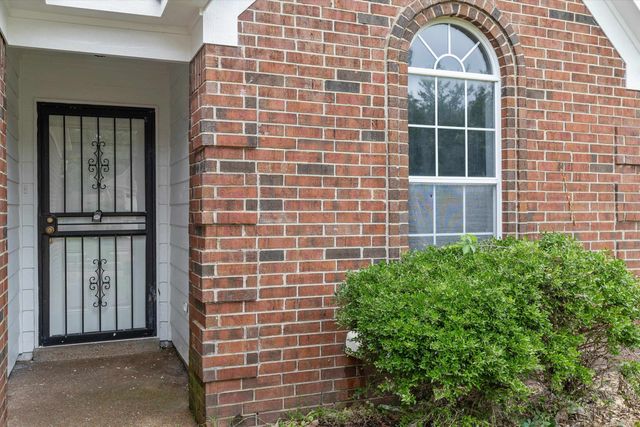 2766 FLETCHER VIEW DR, Memphis, TN 38016