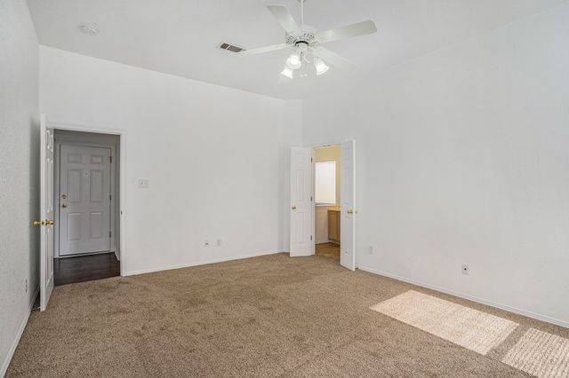 4712 Shorewood Drive, Arlington, TX 76016