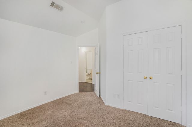 4712 Shorewood Drive, Arlington, TX 76016
