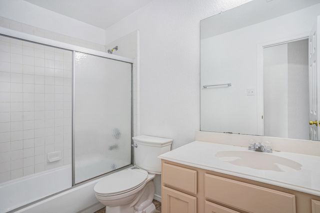 4712 Shorewood Drive, Arlington, TX 76016
