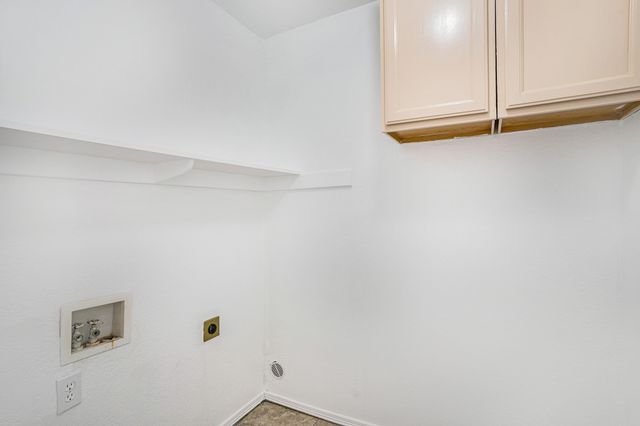 4712 Shorewood Drive, Arlington, TX 76016