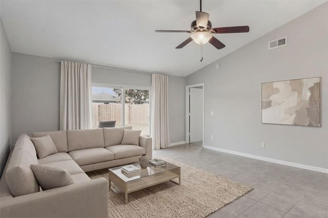 2948 TALLADEGA DRIVE, Orlando, FL 32826