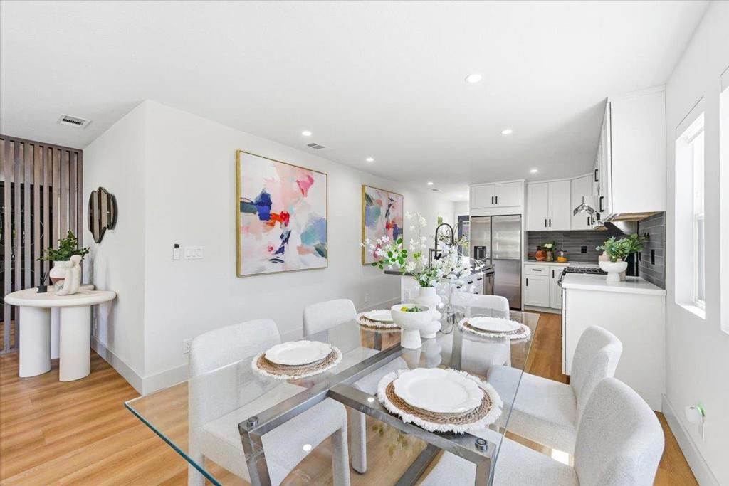 Image 11 of property listing at 235 McEvoy Street, Redwood City, CA 94061