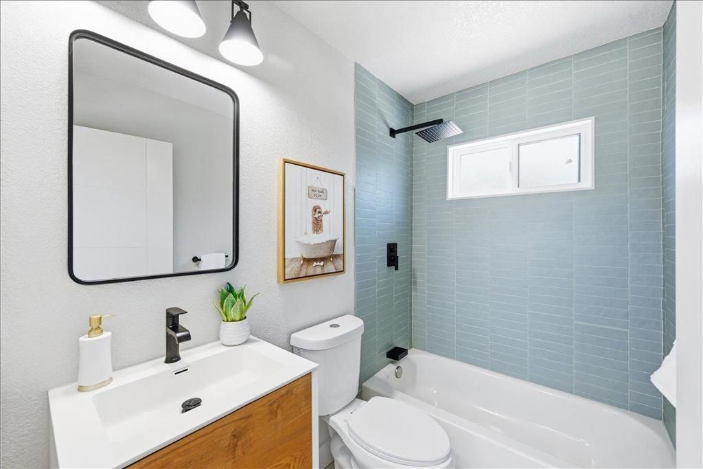 Image 25 of property listing at 235 McEvoy Street, Redwood City, CA 94061