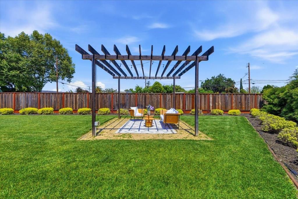 Image 30 of property listing at 235 McEvoy Street, Redwood City, CA 94061
