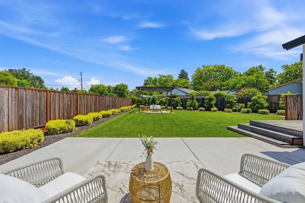 Image 35 of property listing at 235 McEvoy Street, Redwood City, CA 94061