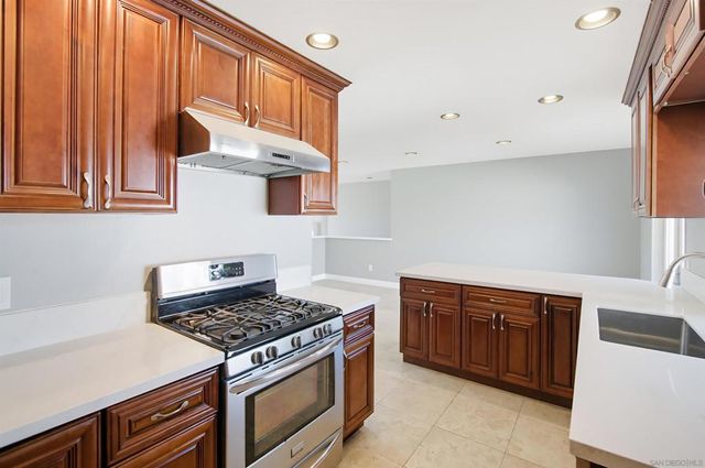 9235 Gold Coast Drive, San Diego, CA 92126