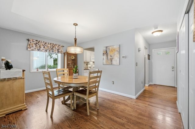33 Fox Tail Ln, Hardyston Twp., NJ 07419
