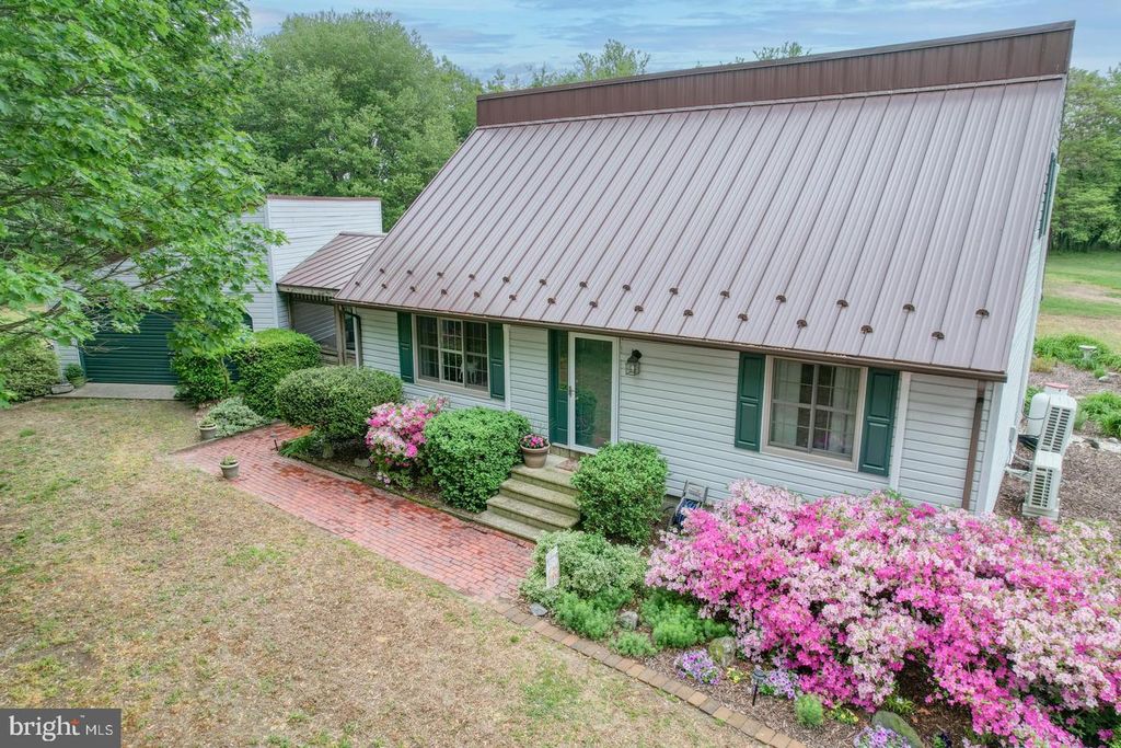 866 MCCAULEY POND RD, Harrington, DE 19952
