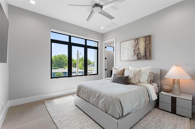 2519 N RIVERSIDE DRIVE, Tampa, FL 33602