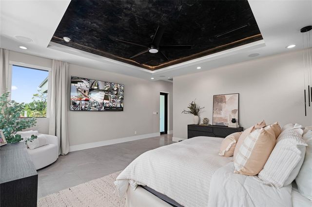 2519 N RIVERSIDE DRIVE, Tampa, FL 33602