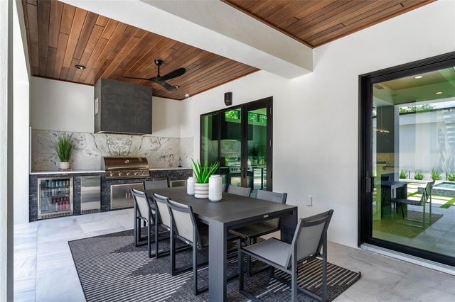 2519 N RIVERSIDE DRIVE, Tampa, FL 33602