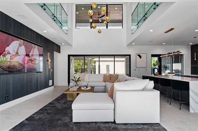 2519 N RIVERSIDE DRIVE, Tampa, FL 33602