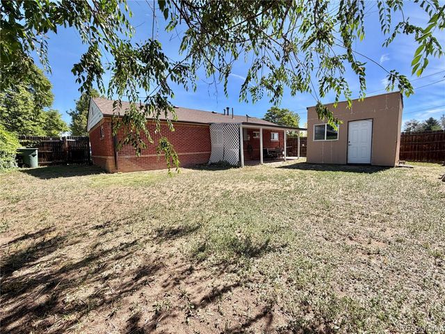 1100 Russell Boulevard, Thornton, CO 80229