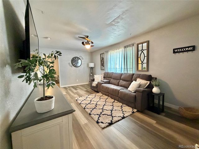 1100 Russell Boulevard, Thornton, CO 80229
