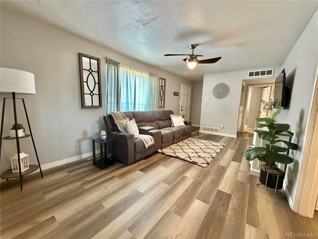 1100 Russell Boulevard, Thornton, CO 80229