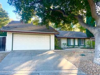 2881 Lodgewood Street, Newbury Park, CA 91320