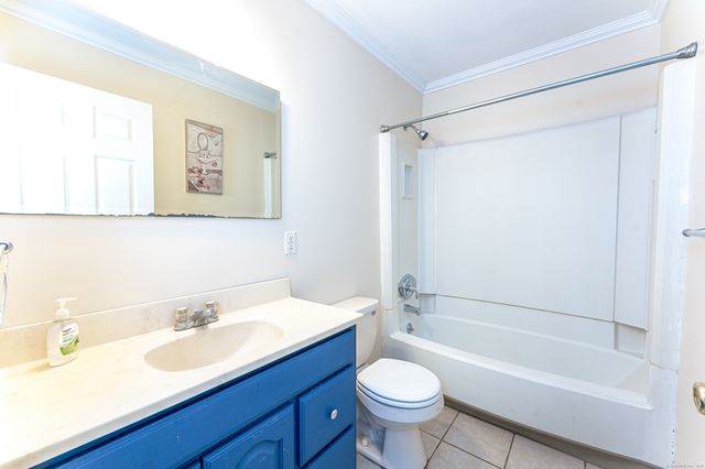 182 Meloy Road, West Haven, CT 06516