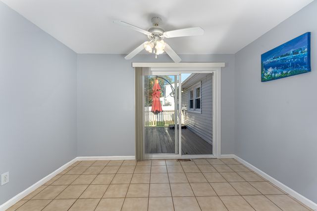 182 Meloy Road, West Haven, CT 06516