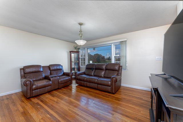 182 Meloy Road, West Haven, CT 06516