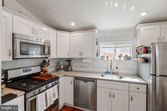 2318 E LETTERLY ST, Philadelphia, PA 19125