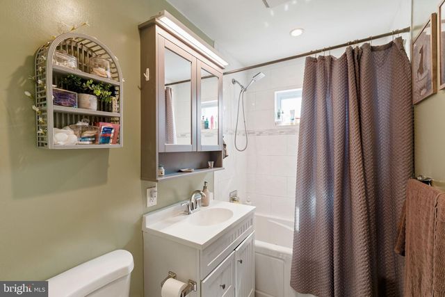 2318 E LETTERLY ST, Philadelphia, PA 19125