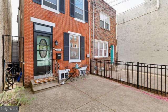 2318 E LETTERLY ST, Philadelphia, PA 19125