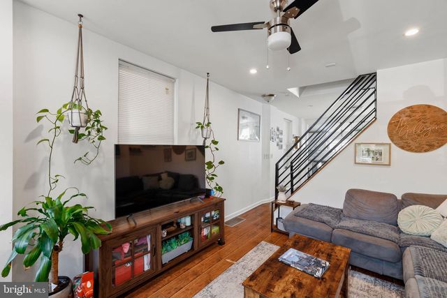 2318 E LETTERLY ST, Philadelphia, PA 19125