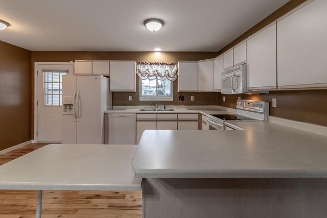 104 Oxford Path, Mankato, MN 56001