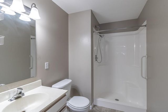 104 Oxford Path, Mankato, MN 56001