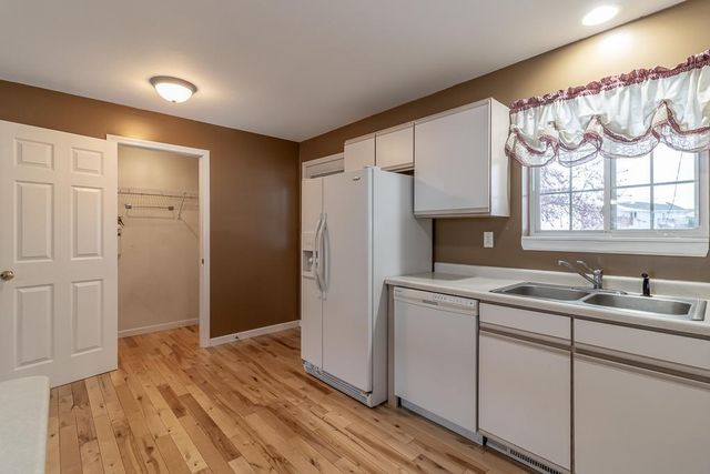 104 Oxford Path, Mankato, MN 56001