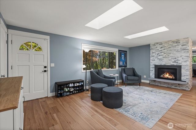 6632 NE 196th Street, Kenmore, WA 98028