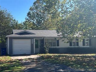 806 N Taylor Avenue, Wagoner, OK 74467
