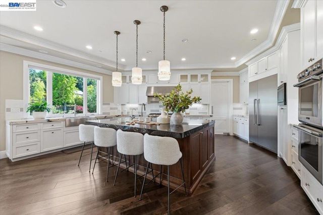 8509 Lupine Ct, Pleasanton, CA 94588