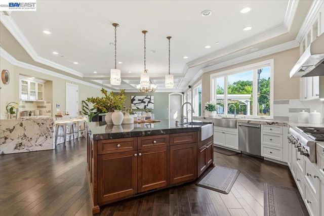 8509 Lupine Ct, Pleasanton, CA 94588