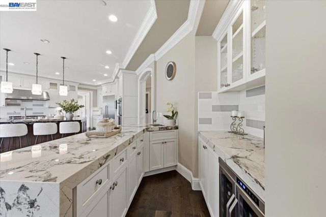 8509 Lupine Ct, Pleasanton, CA 94588