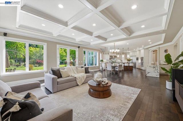 8509 Lupine Ct, Pleasanton, CA 94588