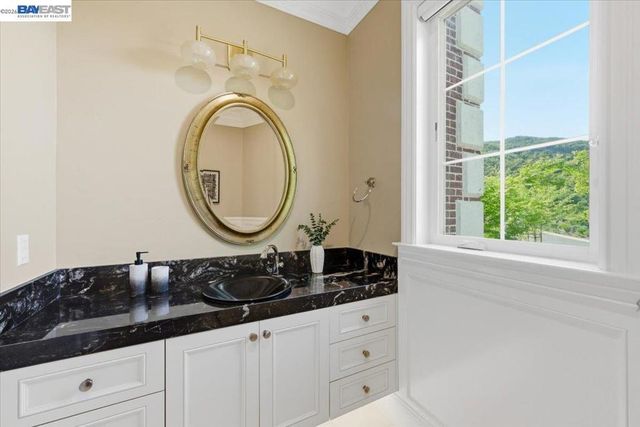 8509 Lupine Ct, Pleasanton, CA 94588